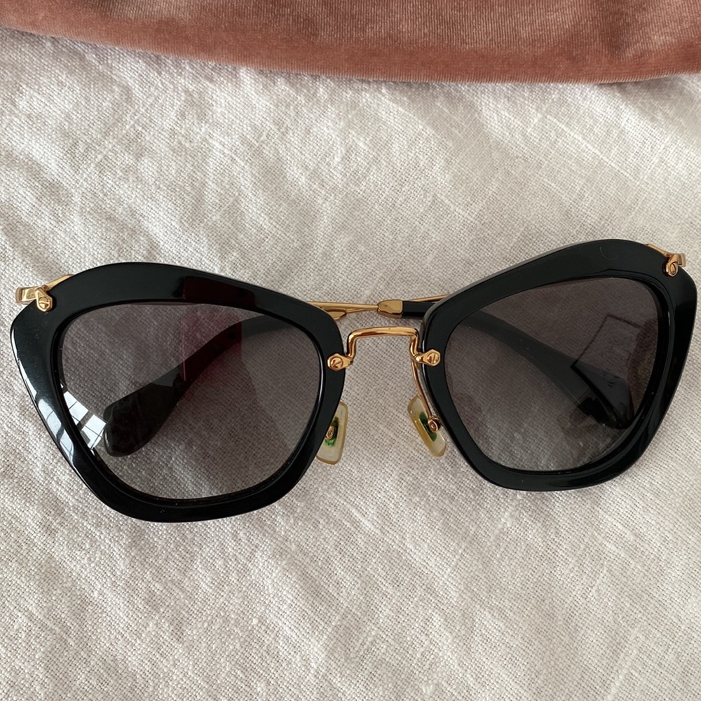 Sunglasses Miu Miu